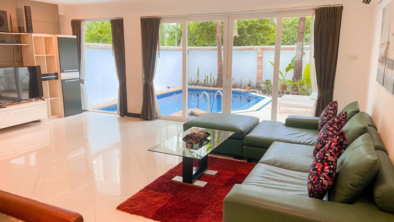 Hidden Palm Pool Villas Паттайя Экстерьер фото